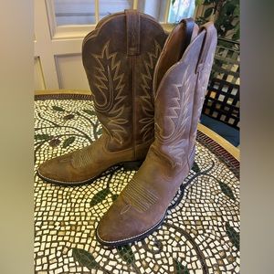 Ariat women’s boots size 7